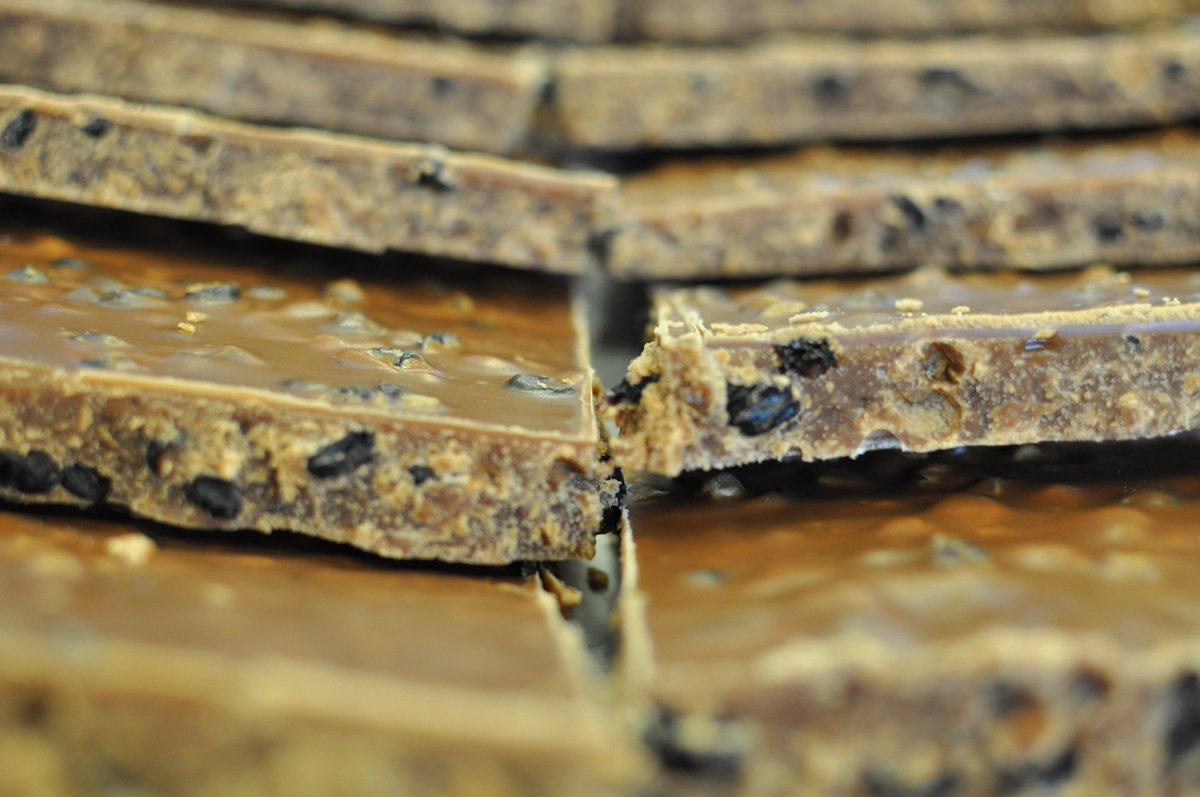 clarenceandbean's tweet photo. Through continuous innovation and an attention to detail, many of our products are now award winning, from our delicious Clotted Cream Fudge, to the new Vegan Caramel &amp; Seasalt Fudge, to our great tasting Popcorn Peanut Brittle. https://t.co/sySX5JBuel