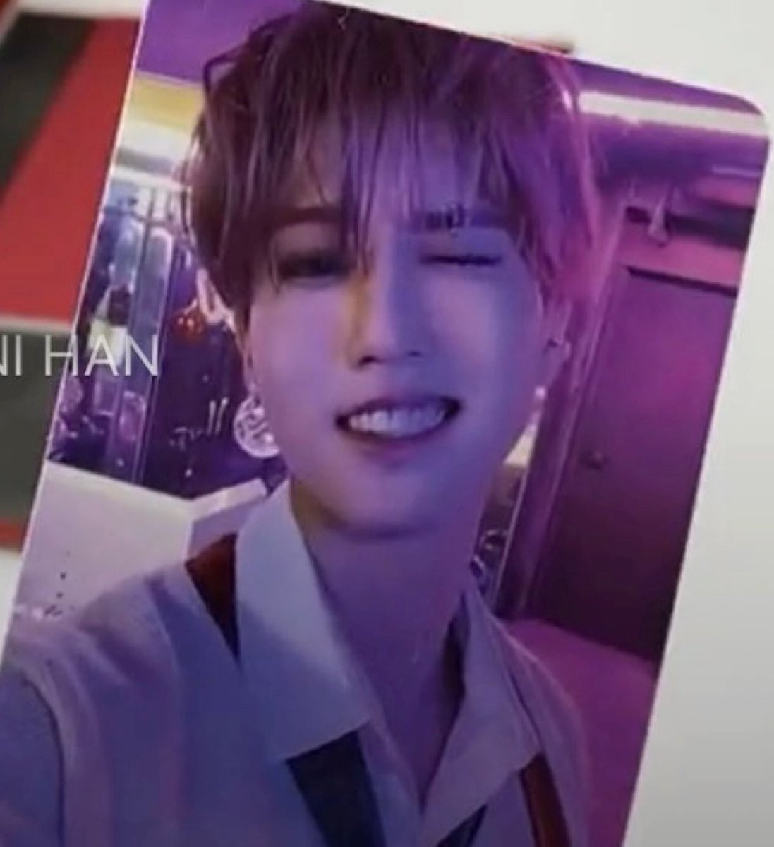 hanfloare's tweet photo. i love my life, my life is han jisung https://t.co/RhaQS0IupZ
