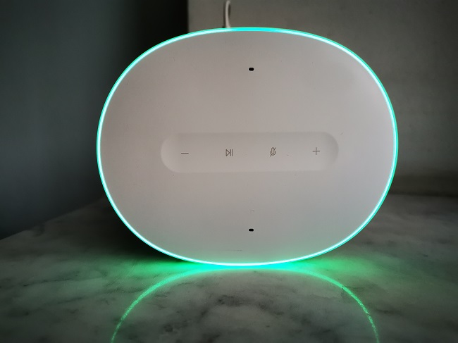 yamobi's tweet photo. Тест-обзор умной колонки Xiaomi Mi Smart Speaker с Марусей https://t.co/g6cuF4yhdC 

#музыка #Маруся #Xiaomi #колонка #слушать #VK #УмныйДом #техника #онлайн #тест #обзор #отзыв #полезное https://t.co/N5vmUF648L