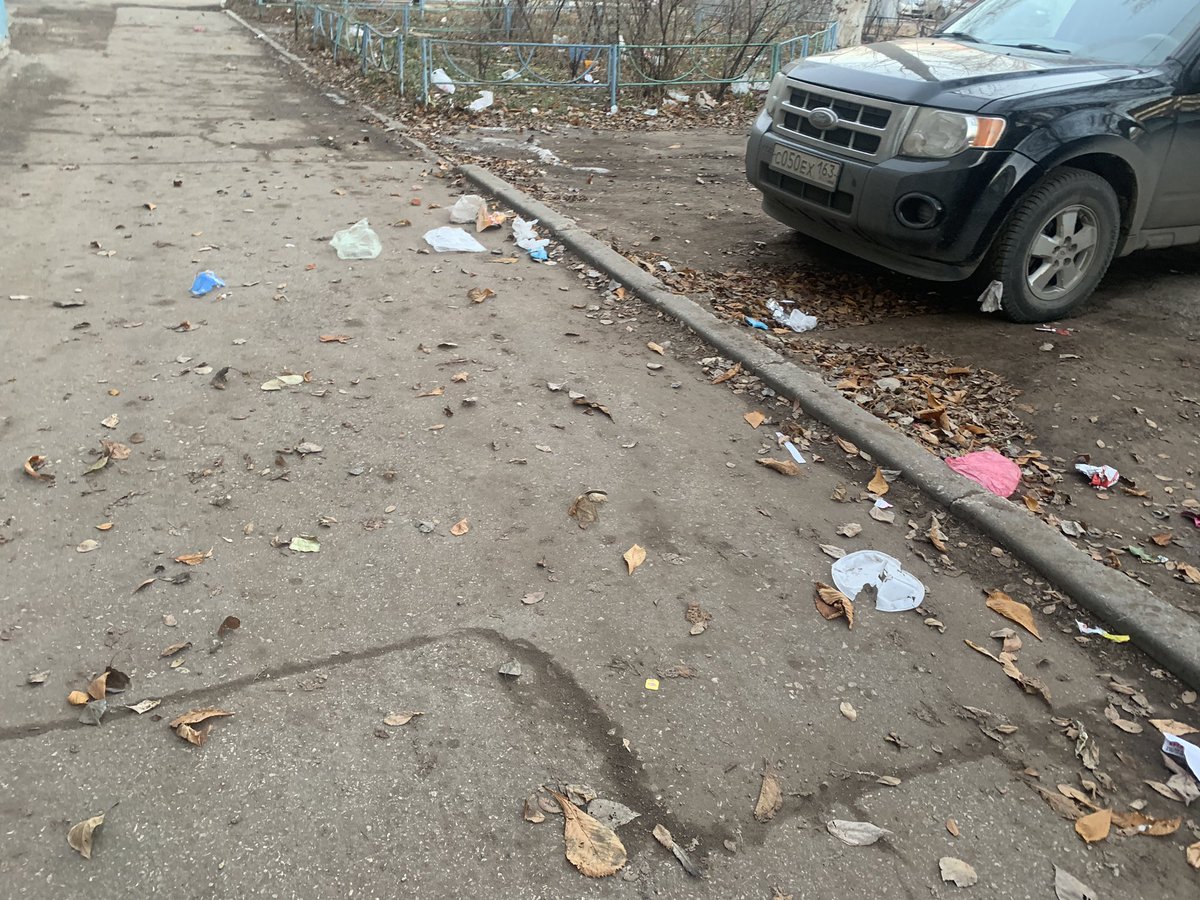SeregaChirkov's tweet photo. Хочу поделиться с жителями #тлт о своём опыте обращения в недавно созданный МЦУ #Тольятти! 
Слушайте друзья - это неожиданно оперативный канал для решения насущных городских проблем!
В пятницу обратился, а сегодня во дворе чистота!
@na_renc, создание МЦУ оправдано, спасибо!✊ https://t.co/ICNklKSQaJ