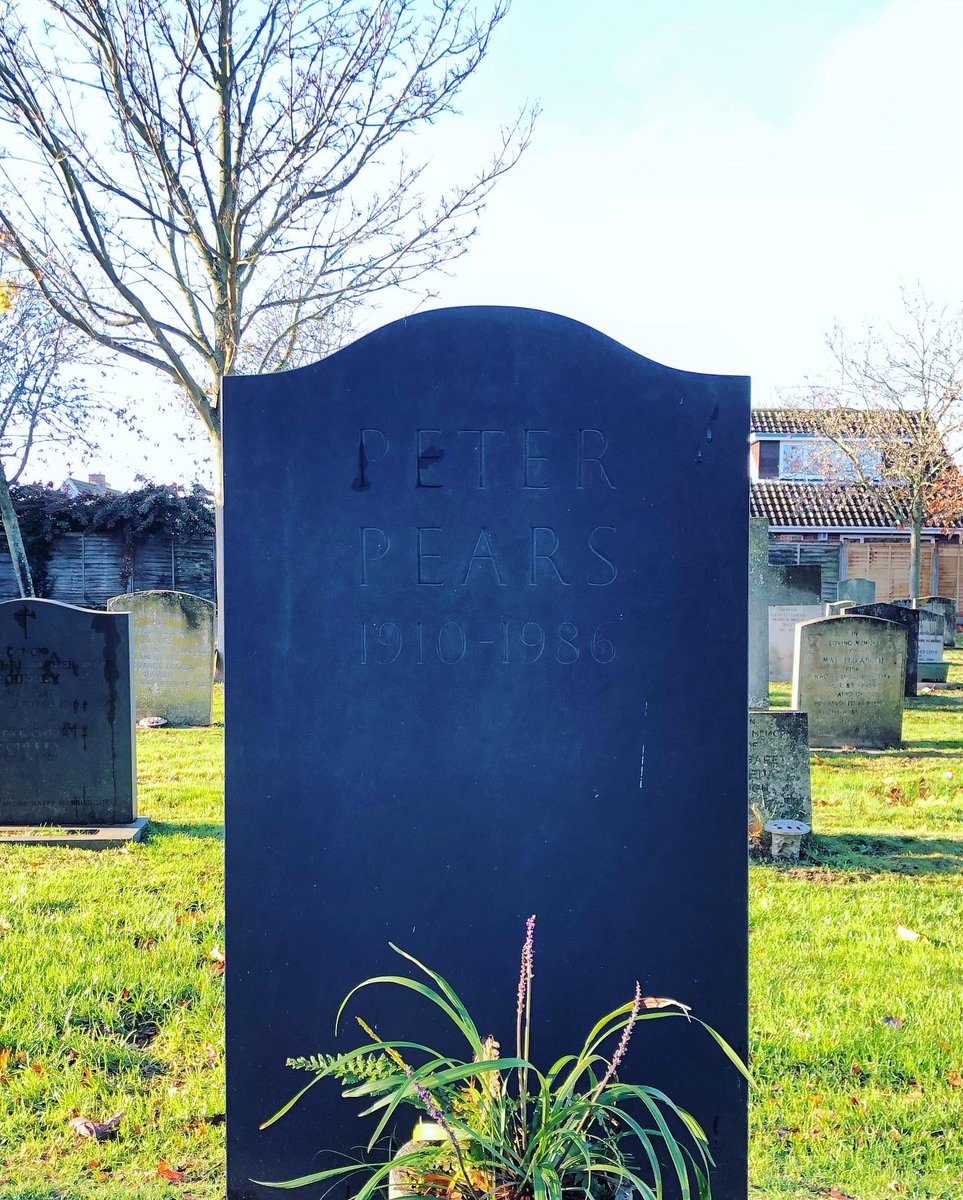 raymondyiu's tweet image. I finally found them. #BenjaminBritten #PeterPears