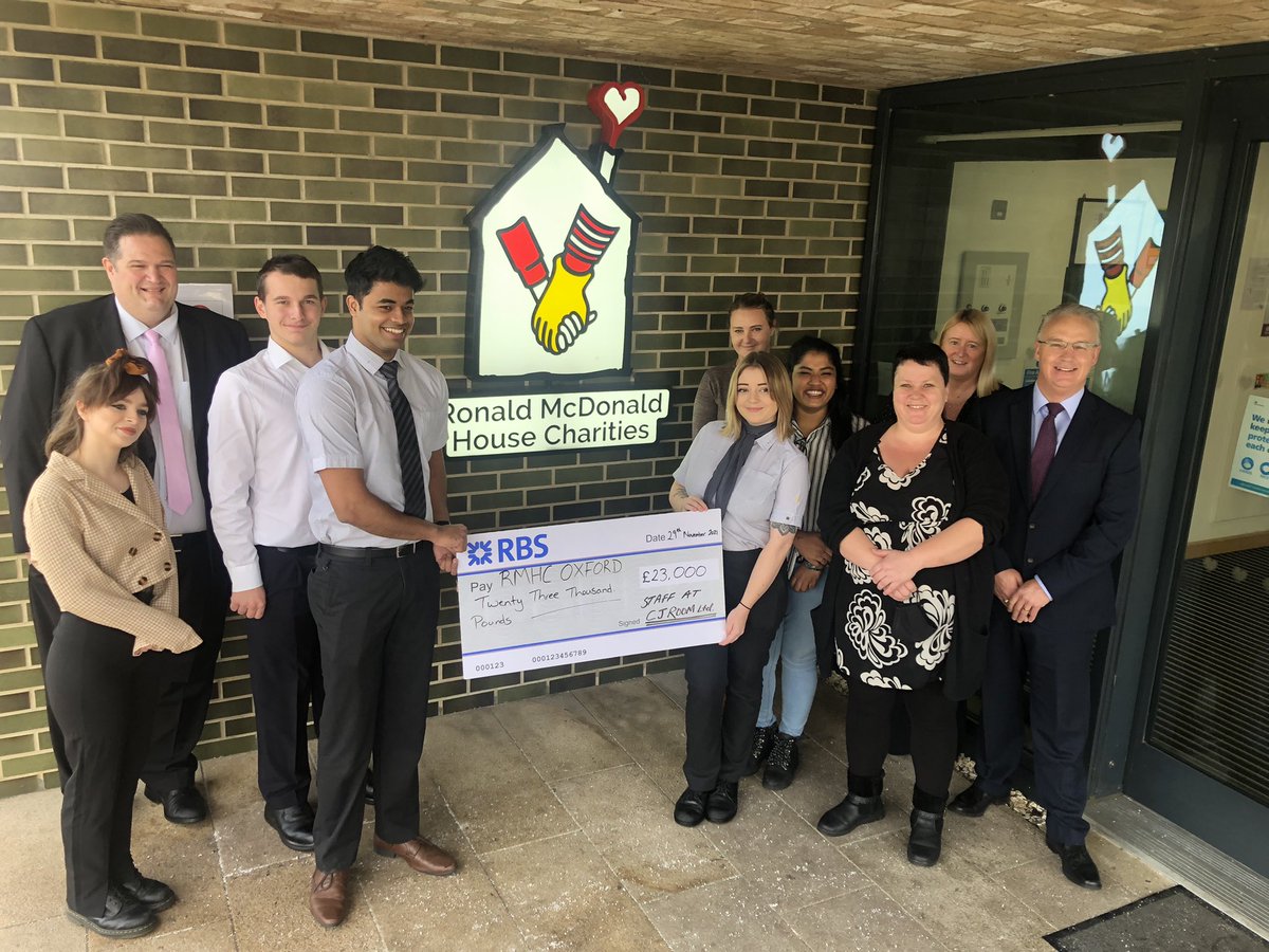 CjRoom's tweet photo. Thank for for welcoming us to @RMHCUK Oxford to present a cheque for £23k which was donated through payroll giving by the employees of CJRoom https://t.co/jpuwja0Jjh