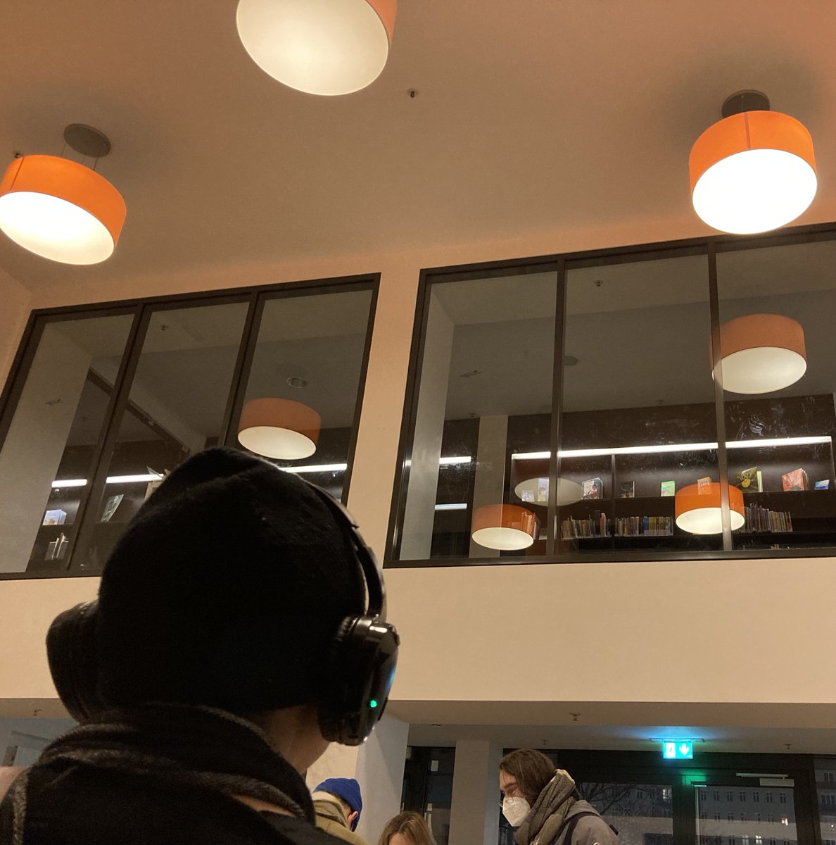 fonds_daku's tweet photo. Nächste Station der #BackForGoodTour—Anne Schulz ging mit dem Performancekollektiv Turbo Pascal auf Streifzug durch die Pablo Neruda Bibliothek in Berlin: Bei dem Audio-Walk untersuchte das Publikum „Böse Bücher“ und diskutierte, wie man* aus Bibliothekssicht damit umgehen sollte https://t.co/occw6ivpdn