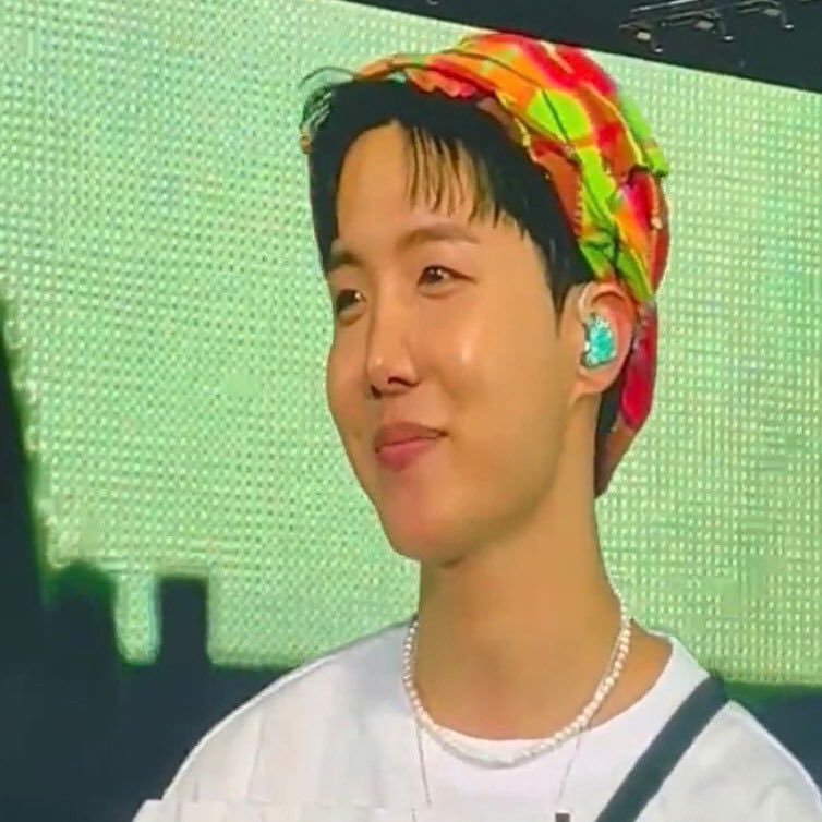 hobi urban outfitters hat