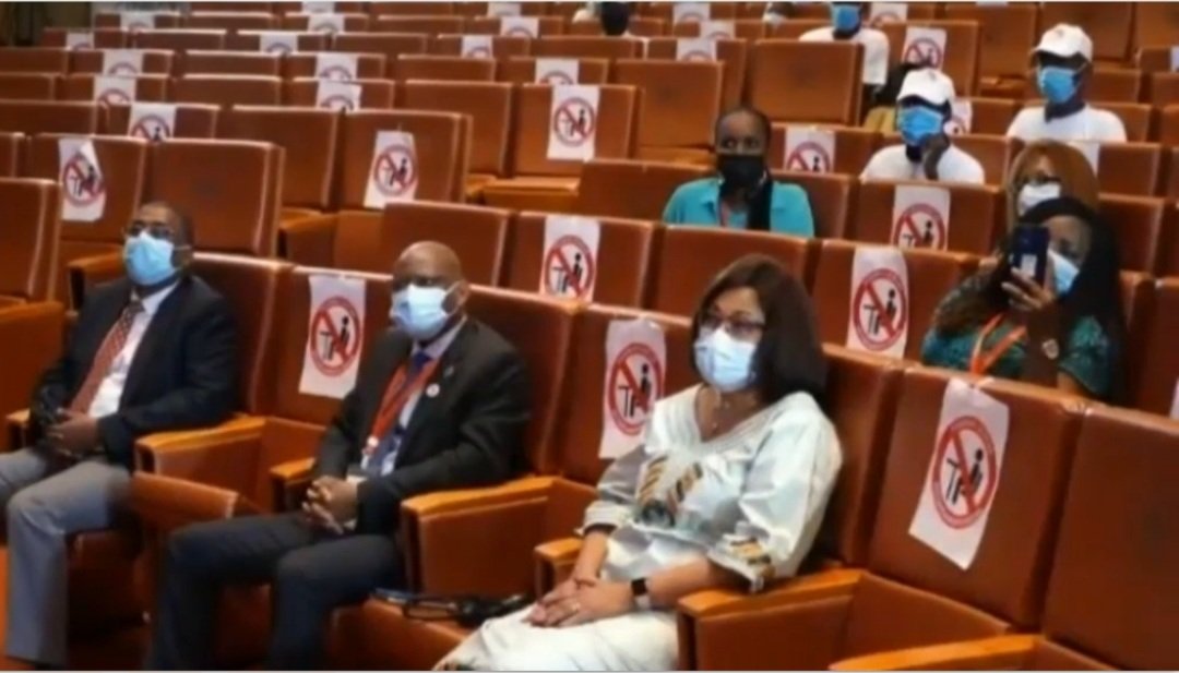 BinetaDOfficial's tweet photo. Currently chairing at the #LuandaBiennale on Africa and its diasporas in the face of conflicts crises and inequality.
@_AfricanUnion @AUC_MoussaFaki https://t.co/N3nKgGLDuW