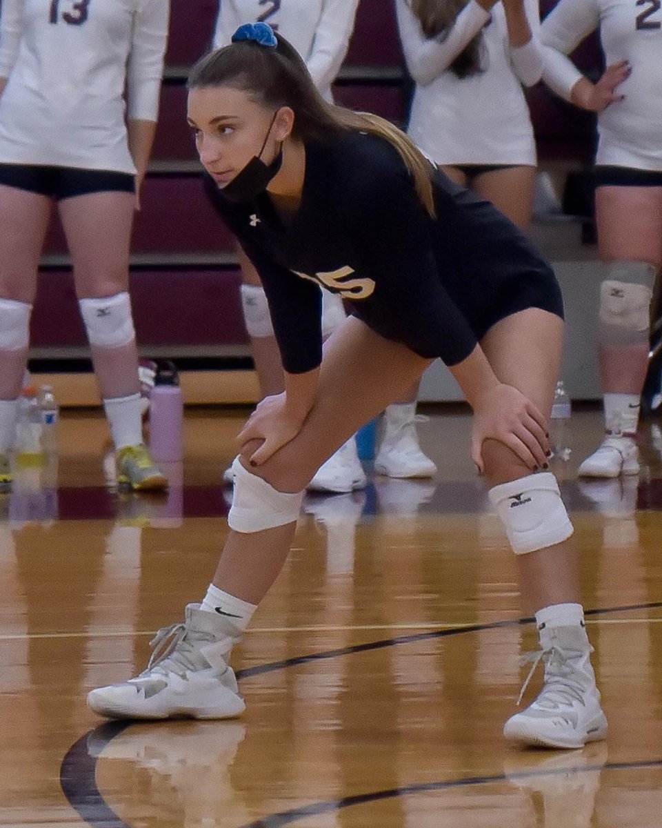 KPCSDAthletics's tweet photo. Congratulations to Keri Carlin on signing her National Letter of Intent to play volleyball at Molloy College. https://t.co/5oRO5RLZBq