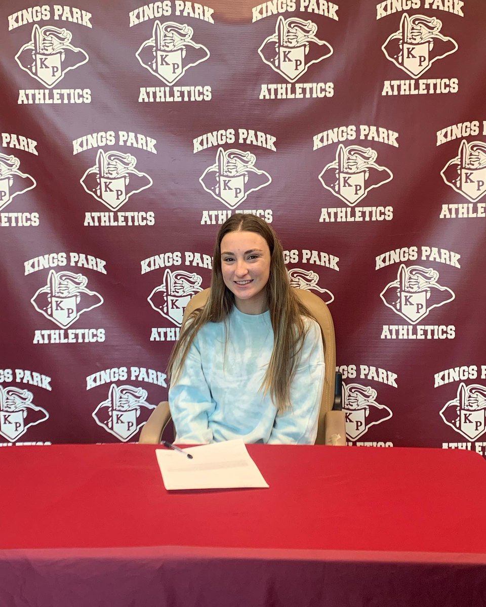 KPCSDAthletics's tweet photo. Congratulations to Keri Carlin on signing her National Letter of Intent to play volleyball at Molloy College. https://t.co/5oRO5RLZBq