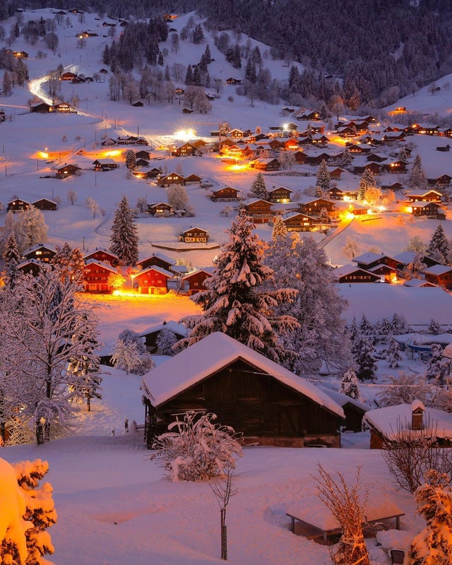 magioliveira's tweet photo. Grindelwald, Switzerland🌸 https://t.co/XDe3lGTIuE