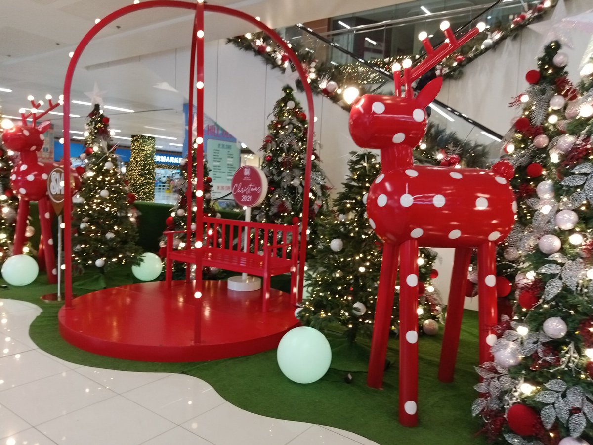 adizonb's tweet photo. #ChristmaSayaAtSM @smsupermalls Been a while since I've visited @smeastortigas Love the Christmas decors and had a bit of shopping done https://t.co/D6qP9X3Hk9