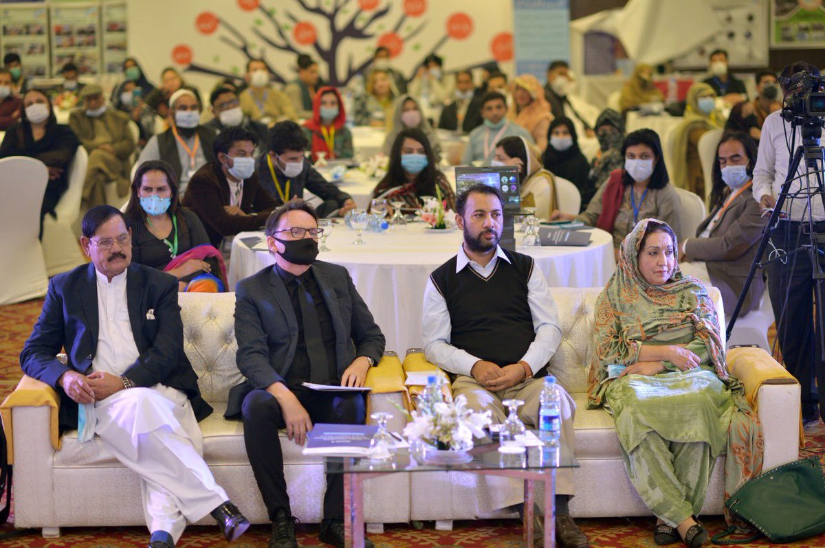 jaliawala's tweet photo. Lovely facilitating #AwazDo #KPK Learning &amp; Development forum on Practising Inclusion &amp; Tolerance. Beautifully diverse gathering with minorities, people with disabilities and transgenders all together!
.
#AwazDo is a @pkBritish programme https://t.co/8I12MaixC6