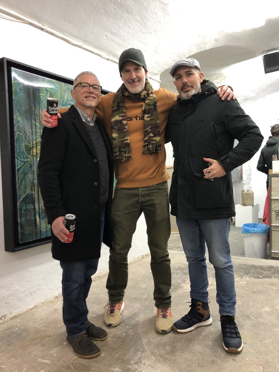 BienCuadrado's tweet photo. #graffiti legend #Coco144 , @ashwanarts and #GerardFernadezRico in #Ashwan’s studio here at #BienCuadrado in #Barcelona - #barcelonaarte #grafflegend #bcngraffiti https://t.co/VbFClx22Eh