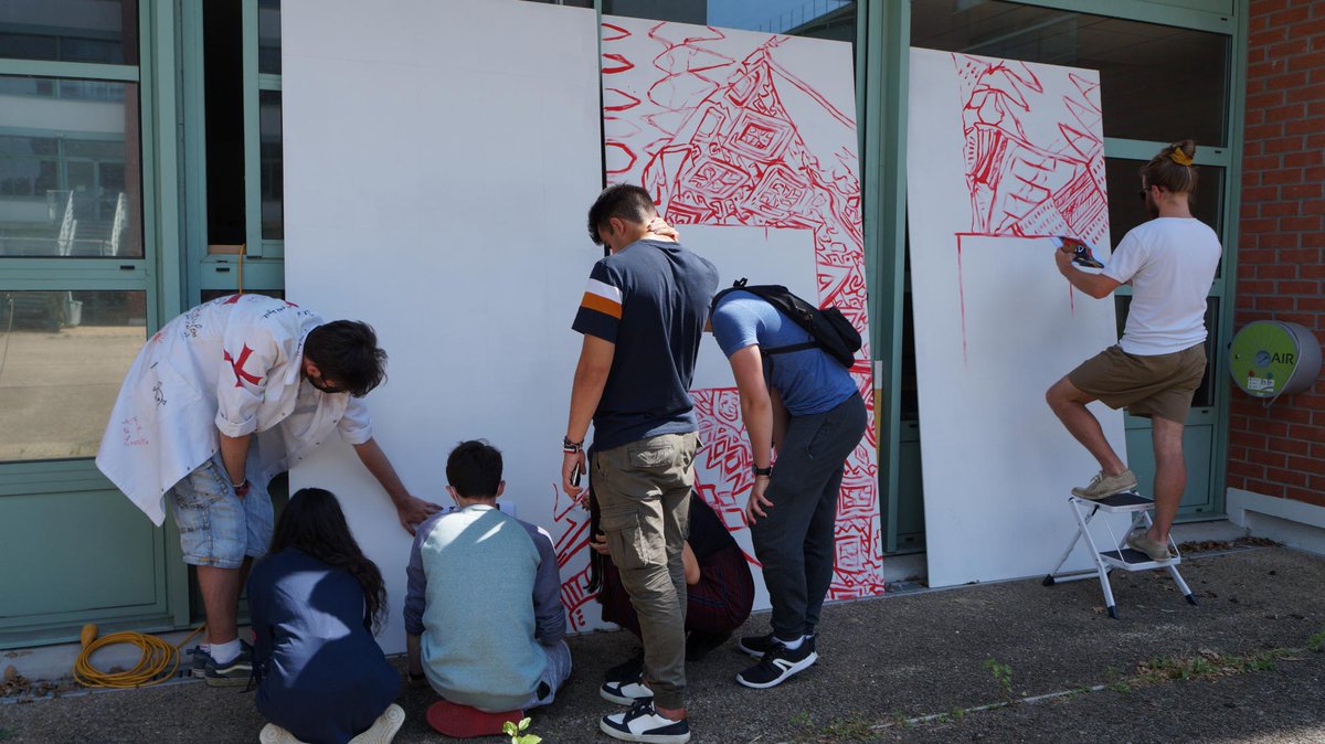 UnivParisSaclay's tweet photo. La 2nde édition de l'#AAP #BuddyProgramme: 3 projets pour 2022 !

Des événements pour favoriser les rencontres et échanges💬 entre Buddies.
Paris c’est d’Art @uvsq
Checkpoint international Night 'n Day 2022 @Raid_CS
Découverte de #Paris @MedecineUPSay

👉 https://t.co/OPbqWfrbuU https://t.co/mS6hfBNYvq