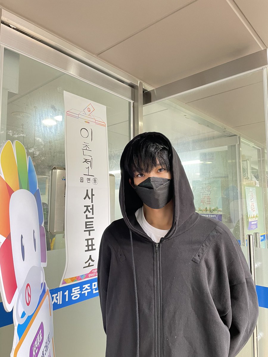 shiseungton=͟͟͞♡ft.new wav🔜 tweet media