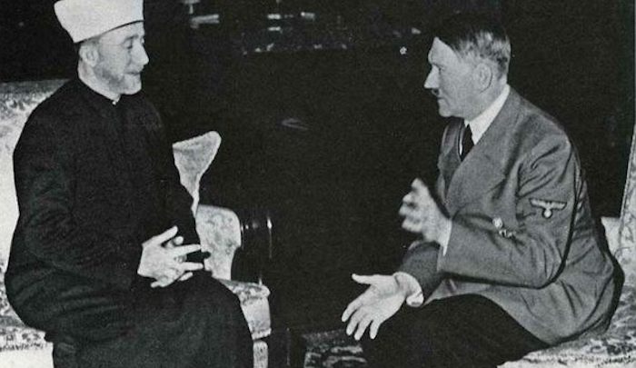 jihadwatchRS's tweet photo. Holocaust Museum removes photo of Mufti of Jerusalem with Hitler https://t.co/hwxff9J42n https://t.co/qsT6tzdRfg
