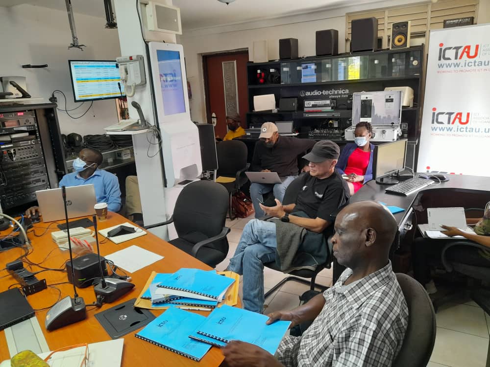 AvcsUganda's tweet photo. AVCS participates in ICTAU Annual General Meeting held at PROAV https://t.co/JgHqF0NlSF