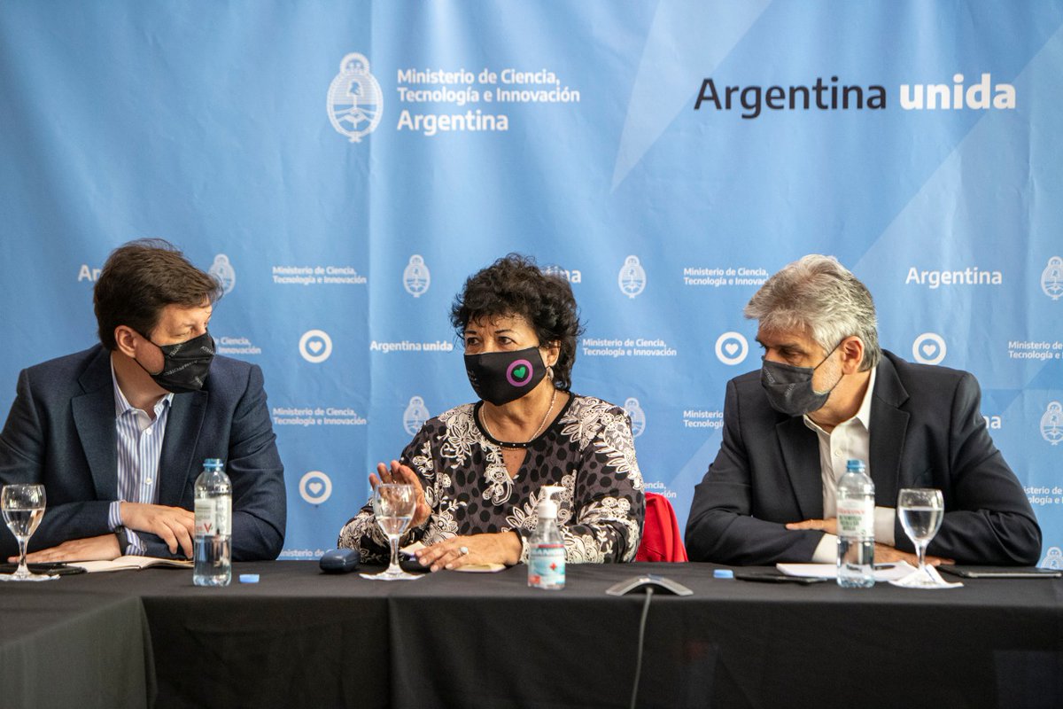 innovacionar's tweet photo. Ya estamos trabajando en las bases de la convocatoria de @agenciaidiar: Proyectos de Investigación Orientada (PICTO) sobre Géneros y Diversidad. Para tener una mirada federal, dialogamos con referentes del sistema científico universitario y organismos públicos de todo el país. https://t.co/kaz8Mw0Mzn