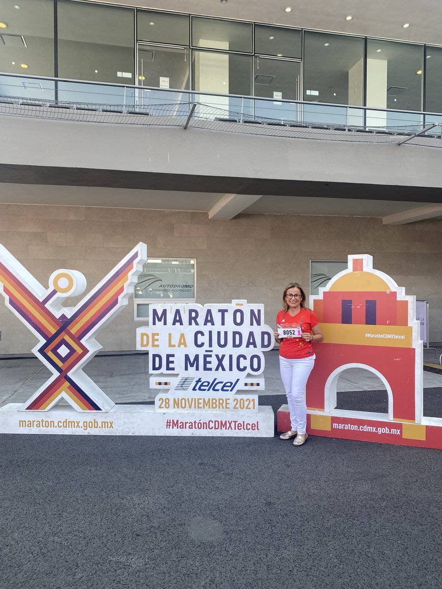 Amigos objetivo logrado Soy maratonista♥️ Agradecida y feliz de cumplir un sueño♥️ @MaratonCDMX @logrartusmetas @ComuniRunners @FenixRun_Puebla @EntreRunners @MeEncantaCorrer @ManicomioRunner @marathorunners @CorroAMiPaso Excelente semana!