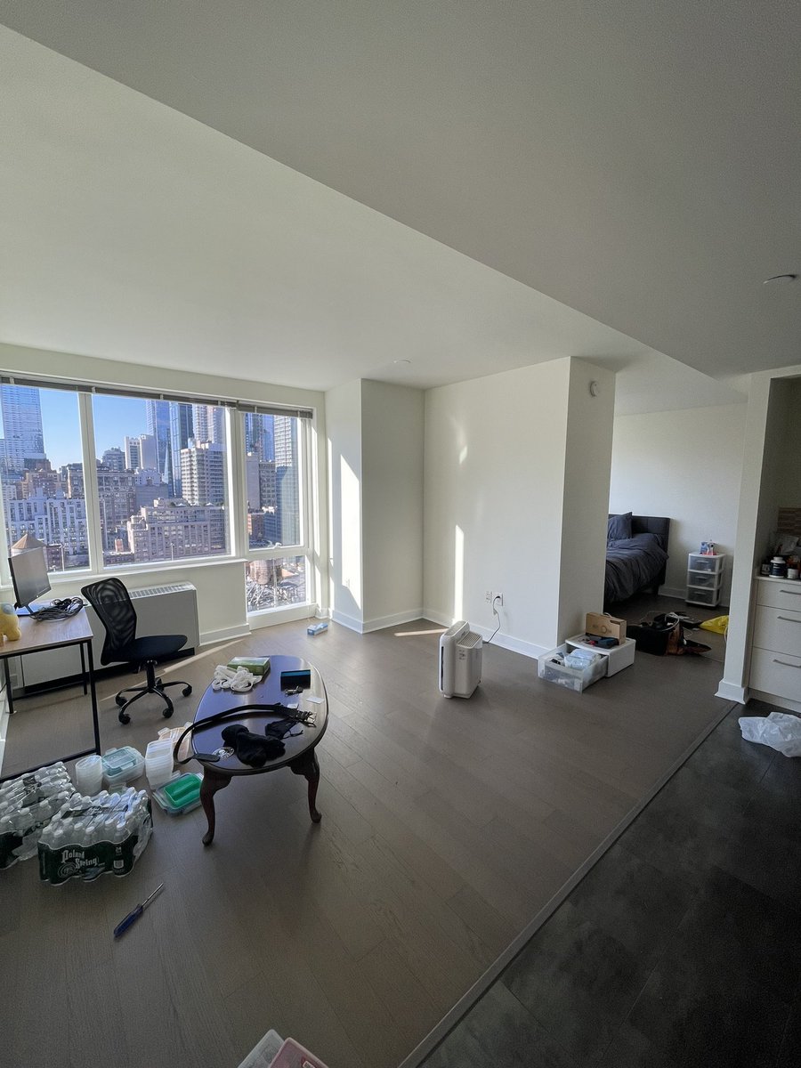 JClutch_eth's tweet photo. gm from the new studio 

#justmovedin https://t.co/JLfDOrnVZc