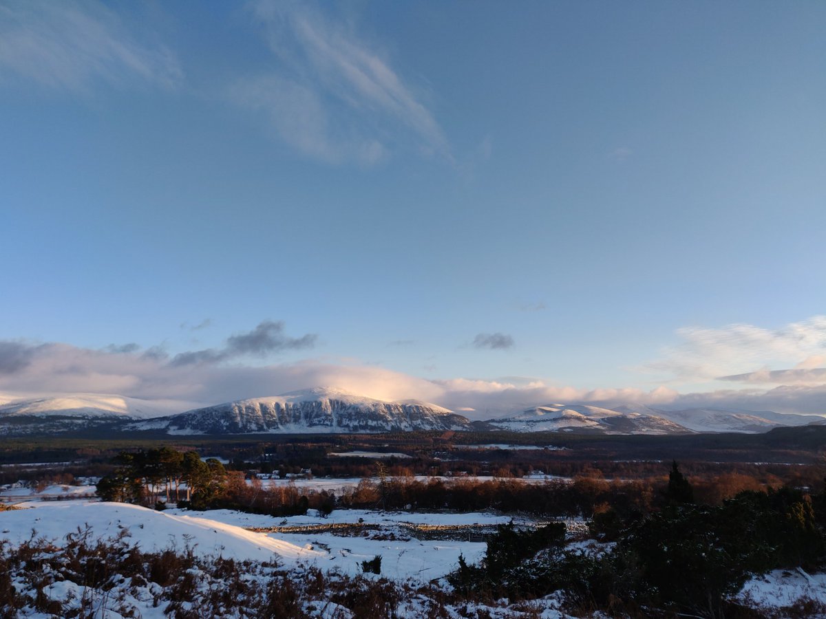 I know the weather has caused chaos, but there were moments of beauty, too. #Cairngorms #snow <a href="/VisitCairngrms/">VisitCairngorms.com</a> <a href="/cairngormsnews/">Cairngorms National Park</a>