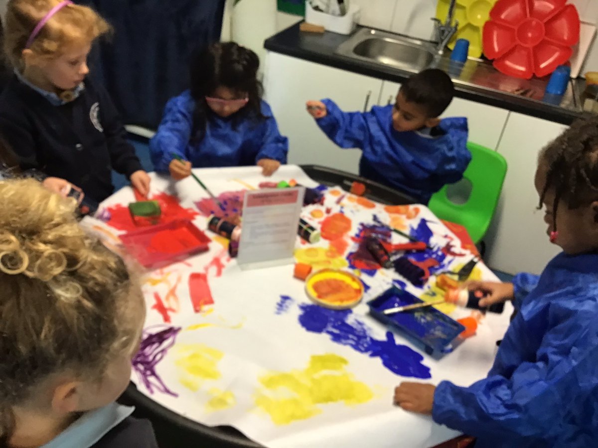 JoannaIchim's tweet photo. An explosion of colour in #Reception @Grazebrook_Pri, the children have been exploring artists such as Van Gogh, Kandinsky and Alma Thomas to express their feelings, as inspired by #TheColorMonster by @Anna_Llenas_ https://t.co/g2iRoEozgY