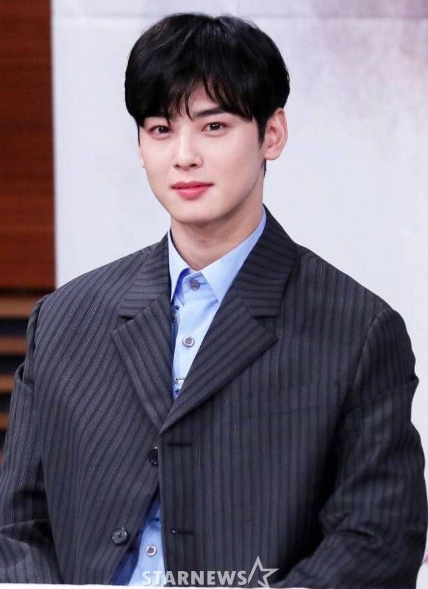 Nunus_noona's tweet photo. Cha Eunwoo's ost release!!
Don't Cry My Love

#차은우_상수리나무아래_OST
#차은우 #ChaEunWoo

@offclASTRO https://t.co/YCvZfzPlXC