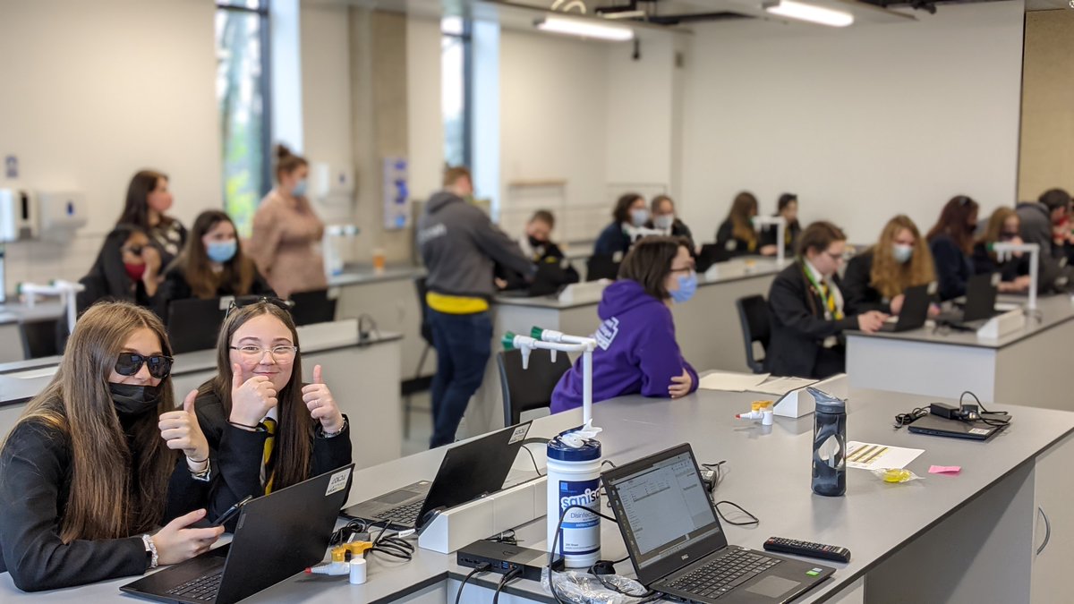 BridgendCollege's tweet photo. 🔬 It's been a pleasure to host @technocamps @ThalesNDEC for today's GiST Forensics Day

🔎 60 pupils aged 14–18 had the opportunity to explore fingerprinting, digital steganography and crime scene forensics

Engineering will be next in early 2022!
#GirlsinScience #GirlsinTech https://t.co/sodXGCK11J