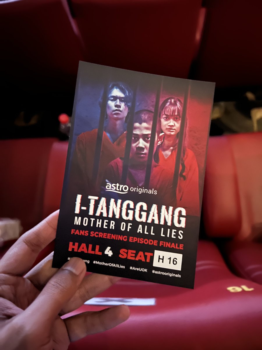 afzal_zulkifli's tweet photo. tamat sudah #ITanggang #MotherOfAllLies
naskah segar dan berkualiti dari @AstroShaw
tahniah semua yg terlibat dengan pembikinan drama bersiri ini especially @NadhirNasar
thank you for your superb performance
rindu watak Syafiq Hambali❤️ https://t.co/7WaSx3y5en