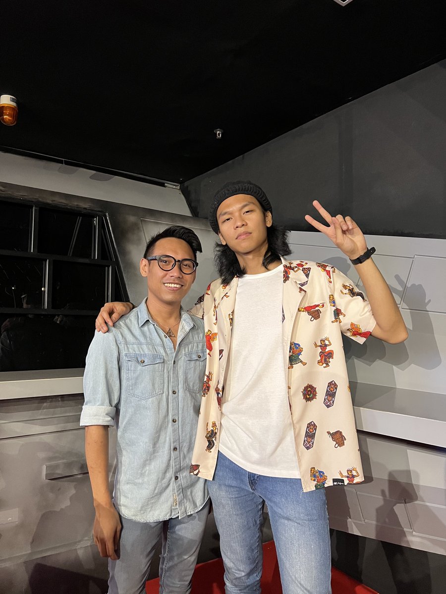afzal_zulkifli's tweet photo. tamat sudah #ITanggang #MotherOfAllLies
naskah segar dan berkualiti dari @AstroShaw
tahniah semua yg terlibat dengan pembikinan drama bersiri ini especially @NadhirNasar
thank you for your superb performance
rindu watak Syafiq Hambali❤️ https://t.co/7WaSx3y5en