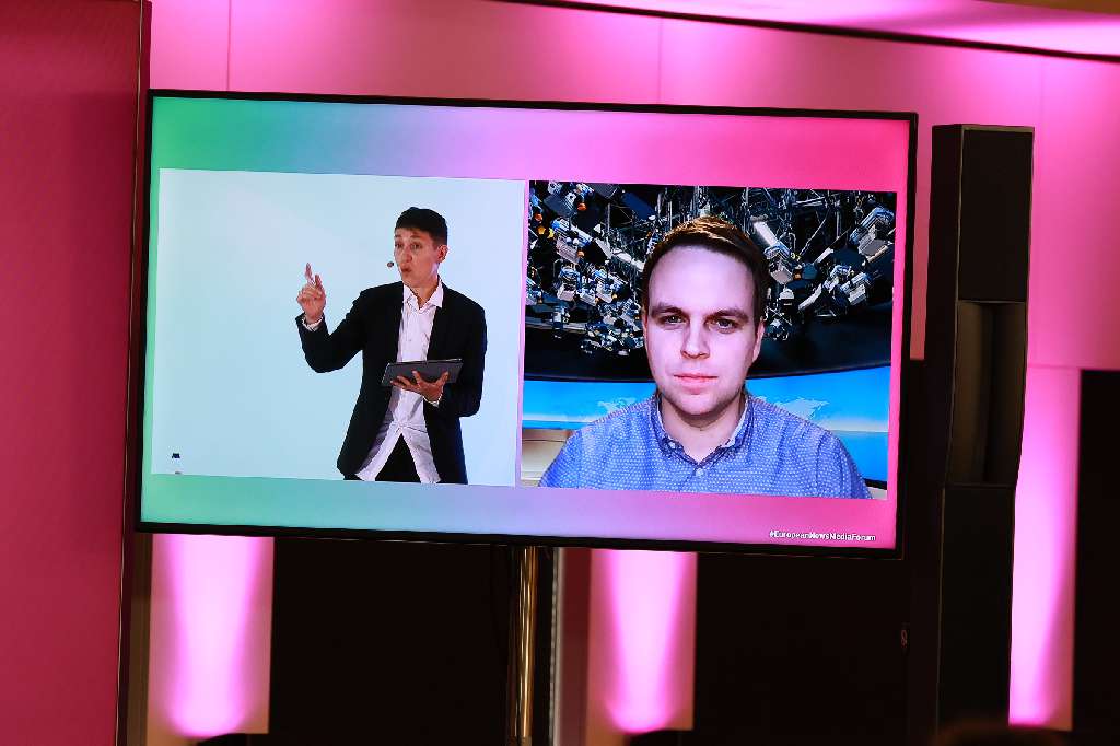 media.eu (@mediaeu) on Twitter photo 🤳How can #newsmedia meet the demands of the youngest, who are used to visual & interactive content? <a href="/PatWeinhold/">Patrick Weinhold</a>, Head of social media at <a href="/Tagesschau/">tagesschau</a>, brings a light on how Germany’s flagship newsbrand has successfully adapted to platforms like TikTok.
#EuropeanNewsMediaForum 🤳How can #newsmedia meet the demands of the youngest, who are used to visual & interactive content? <a href="/PatWeinhold/">Patrick Weinhold</a>, Head of social media at <a href="/Tagesschau/">tagesschau</a>, brings a light on how Germany’s flagship newsbrand has successfully adapted to platforms like TikTok.
#EuropeanNewsMediaForum