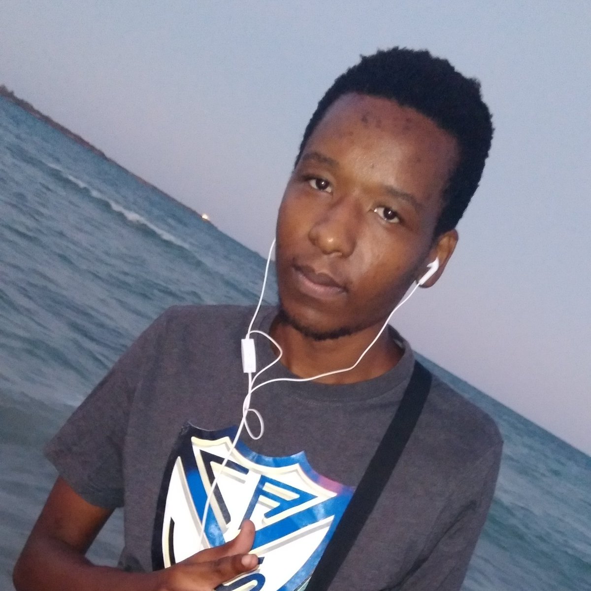 sumagodfrey7's tweet photo. #NewProfilePic https://t.co/v7PIC7Zmwu