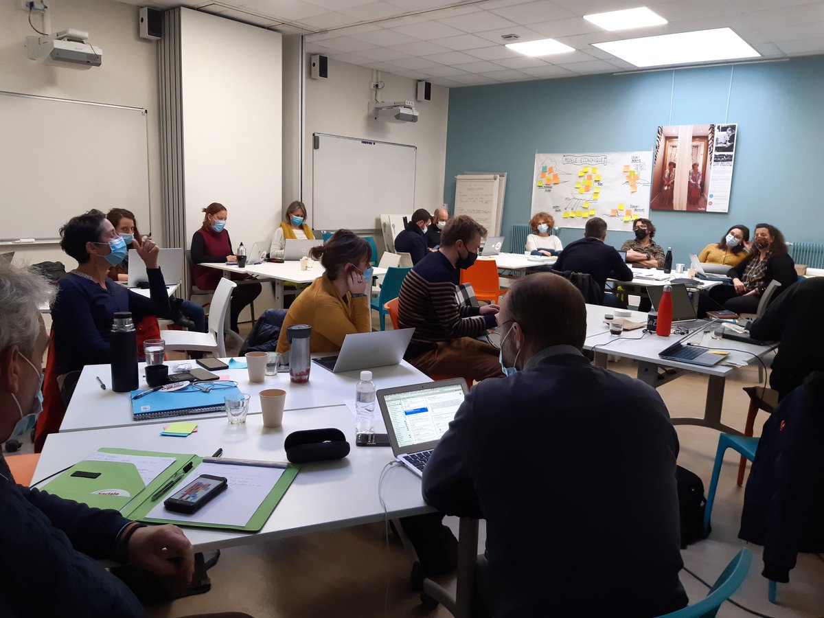 CRESS_NvlleAqui's tweet photo. Aujourd'hui, Le Pôle ESS Le Point Commun de Bordeaux accueille les projets PTCE de Nouvelle-Aquitaine lauréats de l'AMI 2021 pour une Rencontre de Proximité #interconnaissance #bouquetdeservices #dynamiquesterritoriales @CRESS_NvlleAqui @ADI_N_A @NvelleAquitaine https://t.co/EIk0mz8ruE