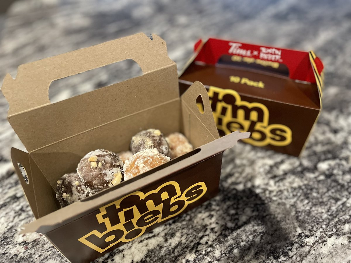_realityjay's tweet photo. Me: I’ll have a 20 pack of them tim biebs pls

Timmy: I *bielebe* they only come in 10 packs.

(I know what I heard)
#Timbiebs https://t.co/pXZhc8UIU4