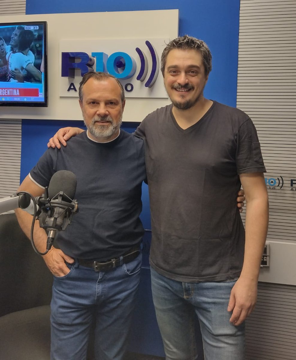 francolucianiok's tweet photo. Se viene el 2 de diciembre en el Torquato Tasso #TangoImprovisado Colángelo-Luciani✨ Este jueves‼️
Y ahí estuve con el querido Gato Silvestre en Radio 10 para invitarlos‼️ G R A C I A S
🎟️ Sacá tu Entrada AHORA‼️
👉🏻 Torquato Tasso
📞Passline 4307-6506
📅 2 de Diciembre 21hs https://t.co/Ob5gUEgaaN