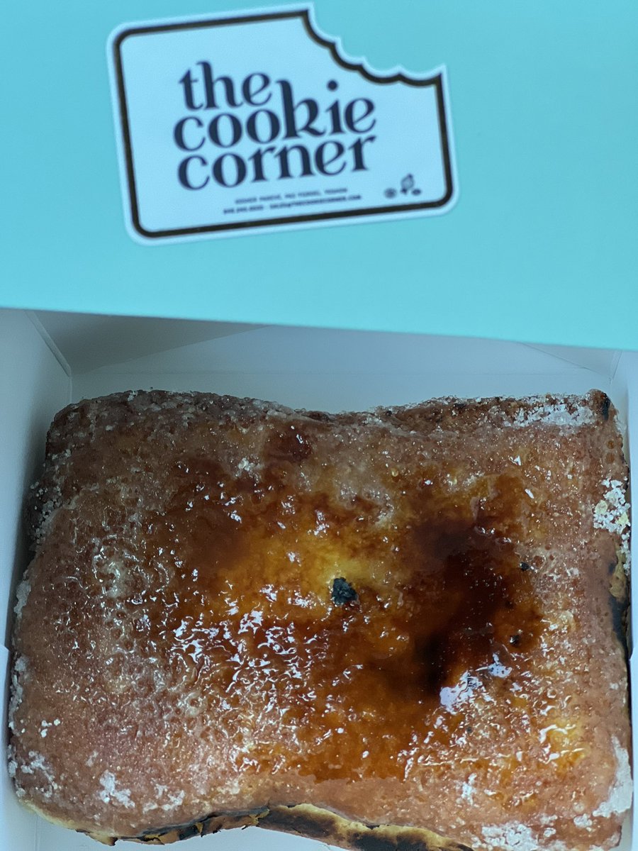 HaMeturgeman's tweet photo. It it's Chanukah it's donuts from @_cookie_corner and it's a crime brûlée donut, of course. https://t.co/Pc1u2OBiaN
