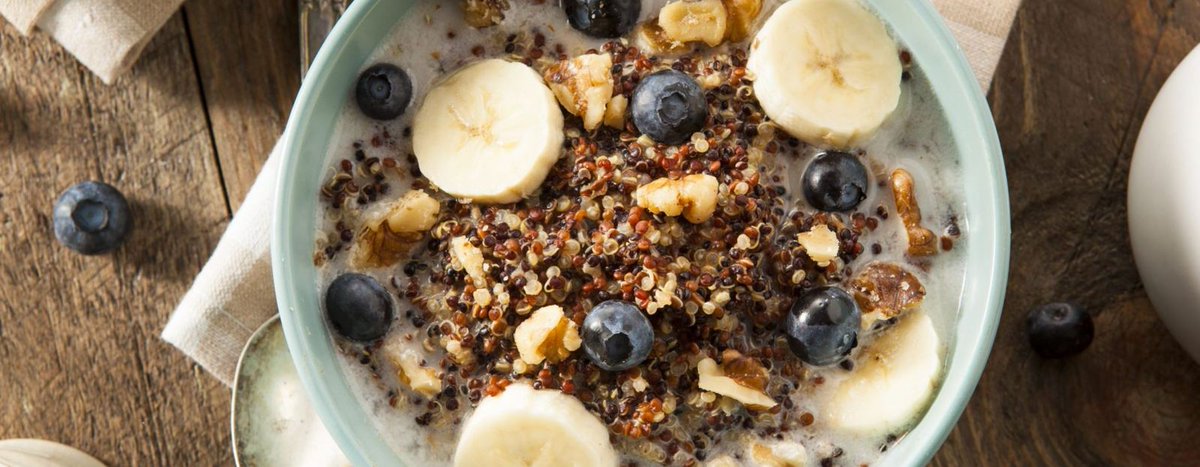 drinkintlllc's tweet photo. A delicious, nutty, chocolatey flavour that is high in protein! Perfect for your daily breakfast meal
#RecipeOfTheDay
WATTLESEED QUINOA PORRIDGE➡️ https://t.co/gh2FMumrJD

#Drinkinternational #Breakfast #Protein #chocolate #recipe #chocolover #sweettooth https://t.co/vjjKjU2w7C