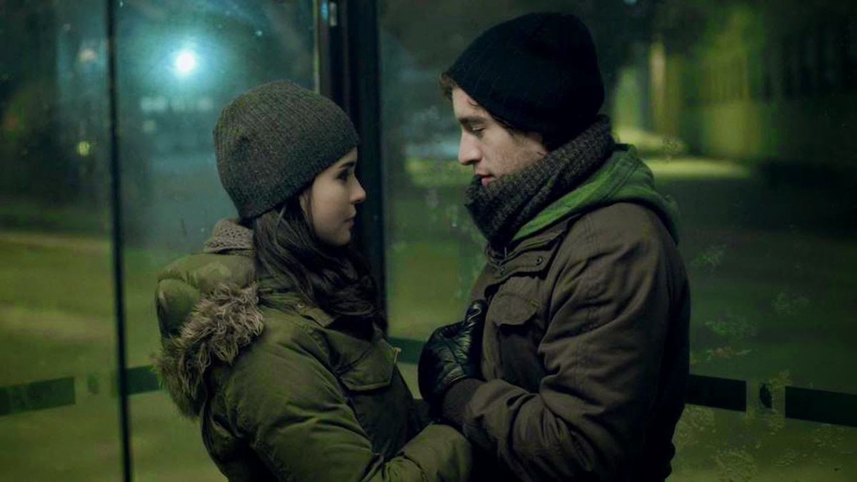 filmhafizasi's tweet photo. Soğuk bir kış gecesi, sıkıntılı ilişkisinden yeni kurtulmuş ve bunun izlerinden kaçmaya çalışan Lynn'in tek gecelik bir ilişki arama macerasını izlediğimiz Long Branch (2011) Günün Kısası'nda!
Filmi izlemek için 👉🏼 https://t.co/g7Q2YKCkqG
#longbranch #alexhouse #filmhafızası https://t.co/obWyaSDaQL
