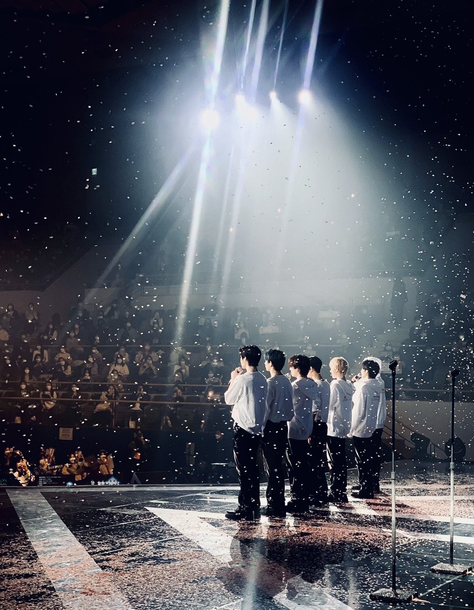 My_Hypen's tweet photo. ครบรอบ1ปีแล้ว���ับเอนไฮเพน ขอบคุณสำหรับการมีอยู่ของเอนไฮเพนนะ เอนไฮเพนเป็นดวงดาวที่ส่องสว่างให้เอนจีนมาตลอด ต่อไปนี้เรามาเดินทางต่อไปด้วยกันนะเอนไฮเพน เอนจีนรักเอนไฮเพนมากๆ🎊🤍
#ENHYPEN1stAnniversary #엔하이픈_데뷔1주년_축하해 https://t.co/FsdacNde8g