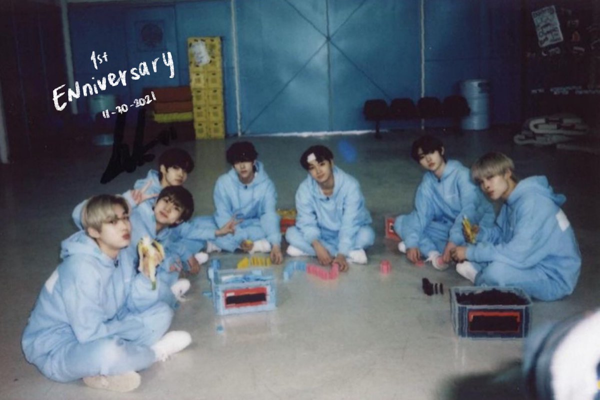 enhyfilm's tweet photo. our one year love, enha ♡ 

#Happy1stENniversary
#데이원으로_시작한_엔하이픈의_365일
#エンハイプン祝デビュー1周年 https://t.co/04BOmYXSEi