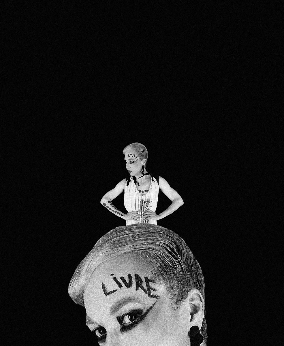 PUGLLIE's tweet photo. #querover #livre #furandoabolha #pop #musicvideo #newpics https://t.co/tOjUK0uH0Y