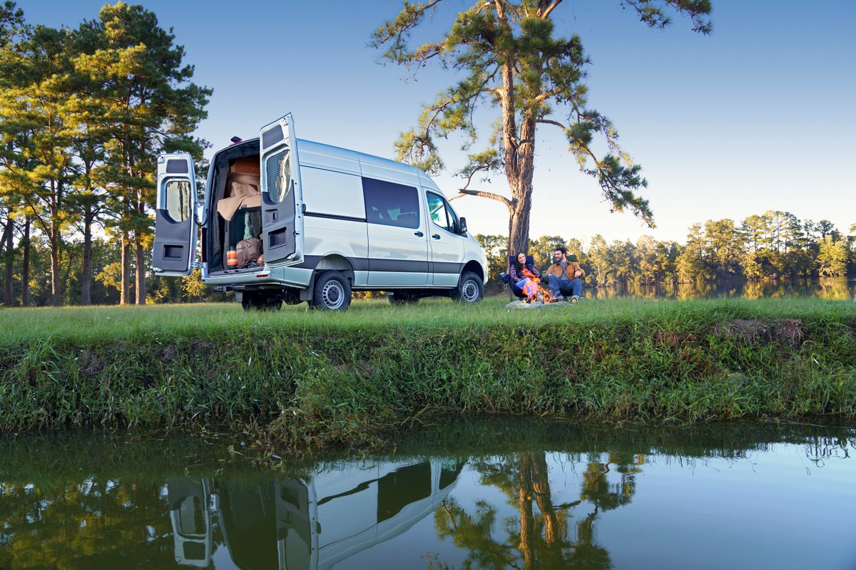 MBvansUSA's tweet photo. .@inc's “Win the Van for Your Life” contest is here. Sprint over to the link below to enter for a chance to win a Mercedes-Benz Sprinter—the van you need for the life you want. Plus, we’ll give you $20,000 to build your dream van! #van4life
https://t.co/IhSZb34Phr https://t.co/jC5TDxPGge