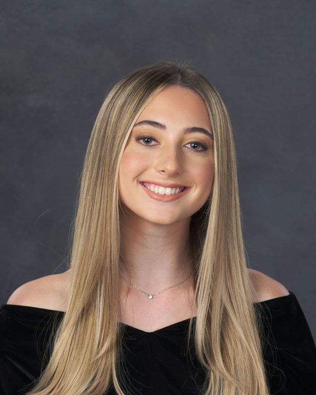 So proud of <a href="/karinasamuel_/">karina samuel</a> , <a href="/LenaKalandjian/">Lena Kalandjian (she/her/hers) 💫</a>, and <a href="/maya_slatoff/">Maya Slatoff</a> -  <a href="/CokeScholars/">Coca-Cola Scholars</a> Semifinalists from our school who were selected from 68,000+ applicants! Learn more at Cokeurl.com/2022SF. #CokeScholarsSF