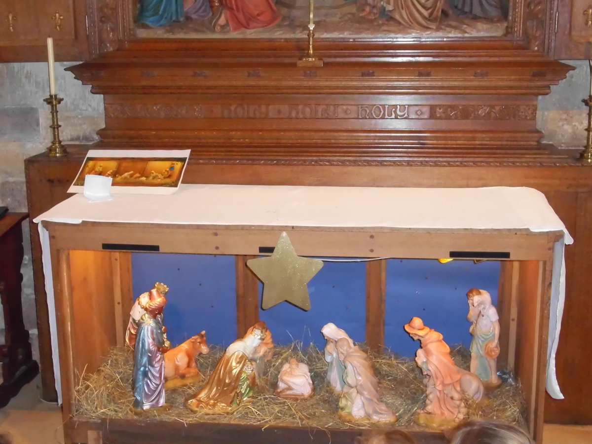 VioletClassCKIS's tweet photo. Thank you to St Mary's Church for their retelling of the story of baby Jesus' birth. https://t.co/cTvw4yCM6p