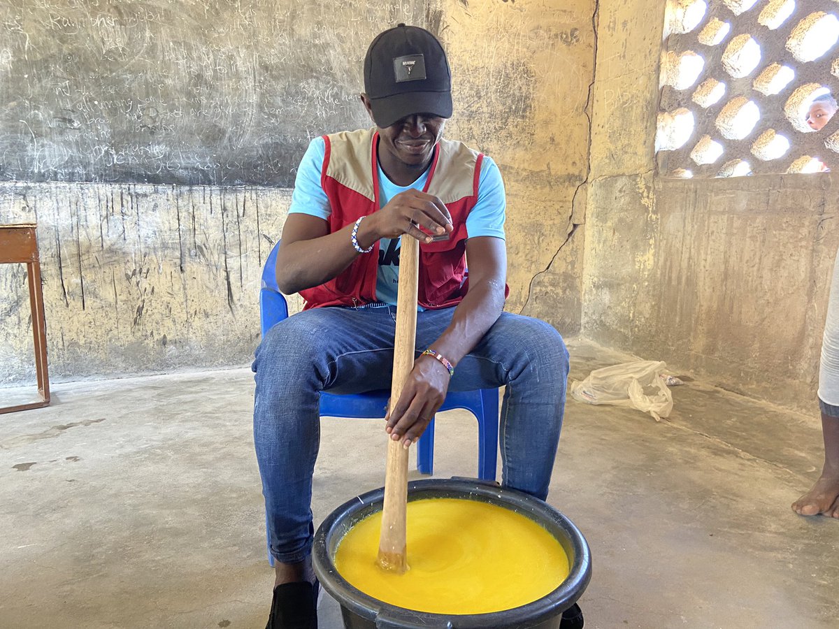 AnyokaMartin's tweet photo. Empowering adolescents girls with livelihood skill training is a measure towards ending teenage pregnancies since there will not be the need for girls to depend on men for survival whom will ask for sex in return
@UNFPAGHANA @kwasiSELASSIE @kabacaesar @atabinore @PPAGGhana https://t.co/qInSNEBC5z