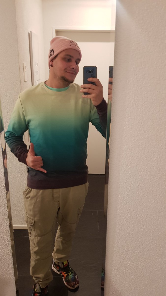 cchhiilliigg's tweet photo. In twelve months I lost over 20kg. I'm super proud of myself and I wanna say I didn't believe that I can make this. I struggle so hard with my weight and my health. And I can say I DID IT!
#myself #colourfully #happyme #beliveinyou #proudman #hangloose https://t.co/sipyYgtmFJ