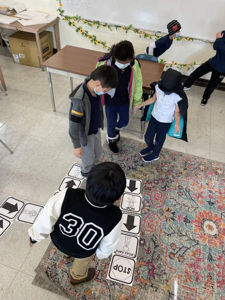 McKenzieSciGr5's tweet image. Students @SamuelAdamsEB preparing for a month of coding during the month of December!