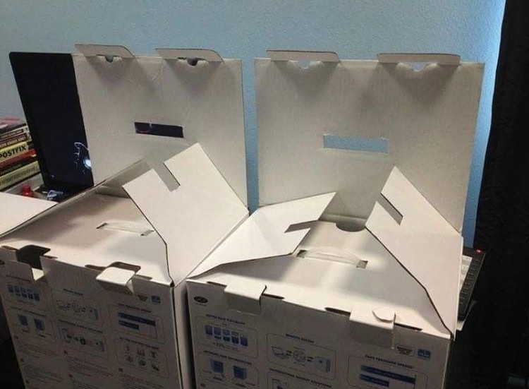 almorenito82's tweet photo. Mi psicólogo. Las cajas que traman planes contra ti no existen. Las cajas... https://t.co/RR4l9lhjOi