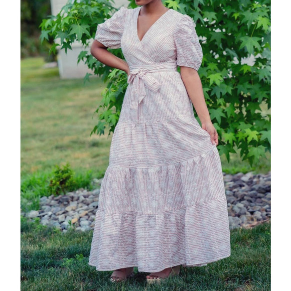 Jane22749's tweet image. So good I had to share! Check out all the items I'm loving on @Poshmarkapp from @Im4Wine #poshmark #fashion #style #shopmycloset #anthropologie: posh.mk/J5kU4g4wAlb