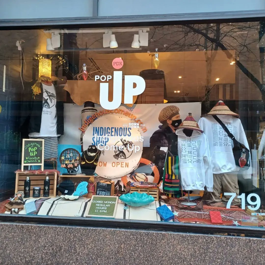 IndigenousCU's tweet photo. Reminder that our TIME SENSETIVE Indigenous Shop is closed Mondays.

We have gifts for all ages and interests. Come check us out while we are here.
719 SW Morrison St Portland OR 97205

#Popupshop #timesensitive #Indigenousshop #Indigenouseverything #Community #ClosedMondays https://t.co/A7e8d5lJX9