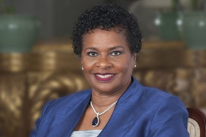 Tonight is the night for the barbadians... 🥂 
Congratulations on your becoming a Republic and Happy independence celebrations tomorrow 🎊
#Barbados
#MiaAmorMottley
#SandraMason
