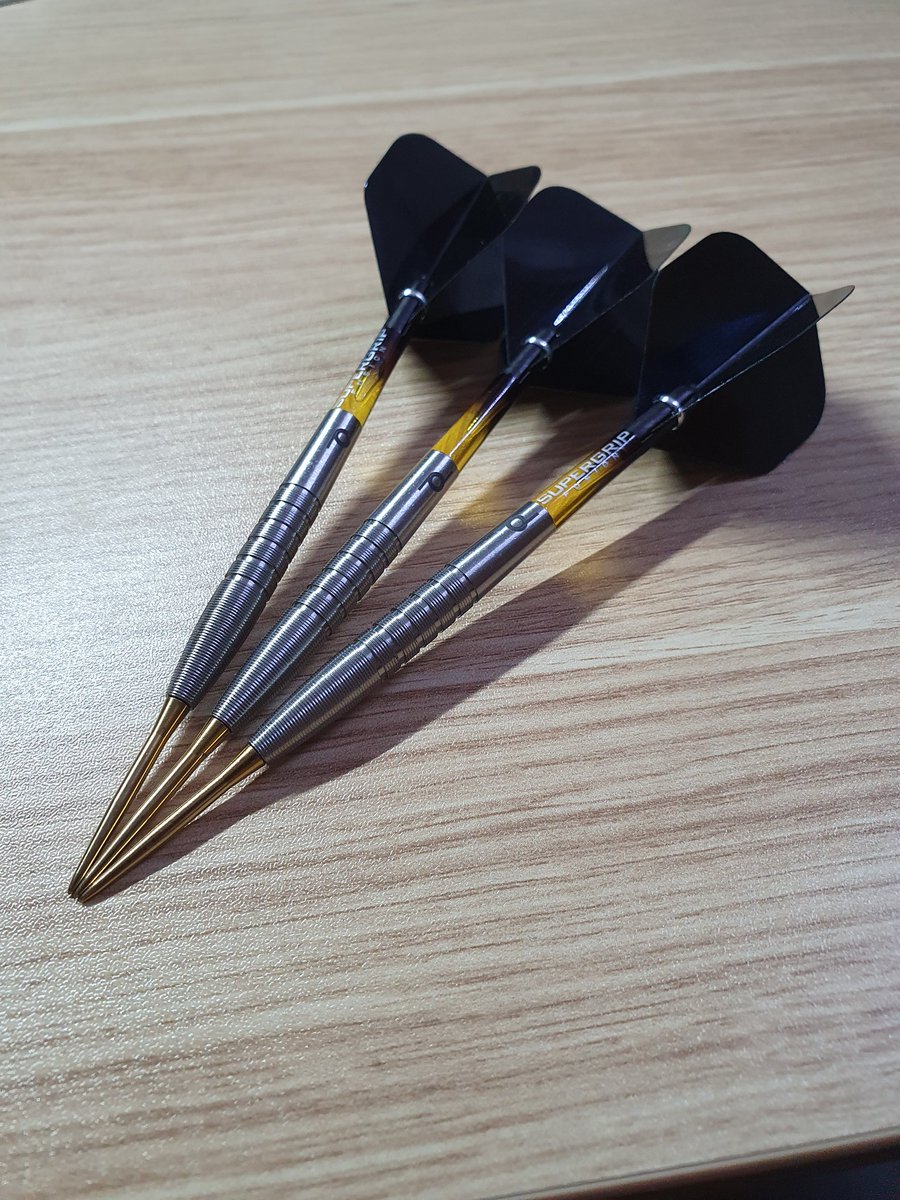 dissolutioned89's tweet image. Check out some of the @PerformanceDart range. I have 3 sets from them, all awesome. Throwing some of the best stuff I ever have with the Original Performance darts.